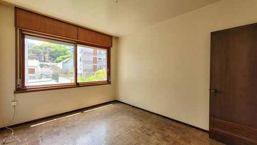 Imagem 13 de 30 de Apartamento À Venda No Bairro Moinhos De Vento - Porto Alegre/rs - O-25815-42517