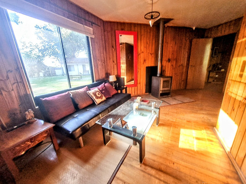 Hermosa Parcela Con Amplia Casa E Instalaciones Para Eventos