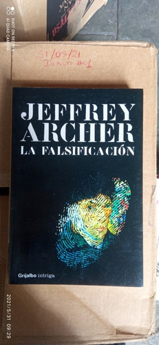 Libro La Falsificación. Jeffrey Archer