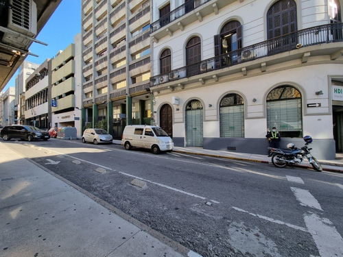 ¡oportunidad! Venta De Llaves De Quiosco, Ciudad Vieja.