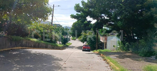 Se Venden Dos Terrenos Con Superficie De 845 Mts2