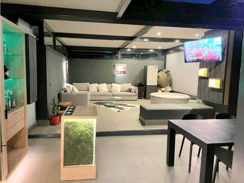 Duplex Providencia/ Galva. Gallardo