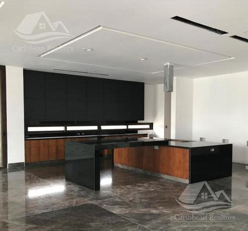 Imagen 7 de 23 de Casa De Lujo En Venta En Puerto Cancún Canales Alrz5000