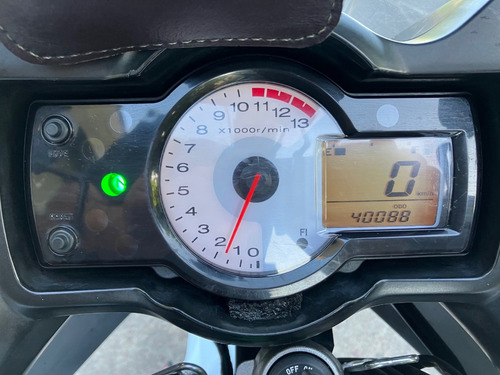 Imagen 17 de 17 de Kawasaki Versys 650 2013