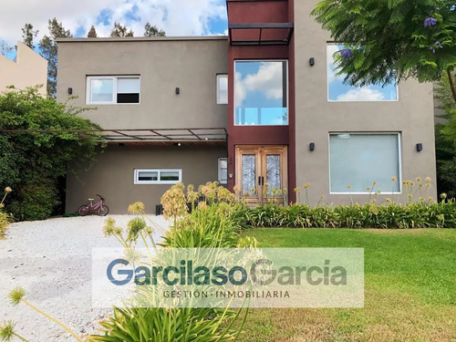 Casa  En Venta En Haras María Victoria, Moreno, G.b.a. Zona Oeste