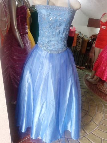 Imagen 3 de 5 de Alquiler De Vestidos