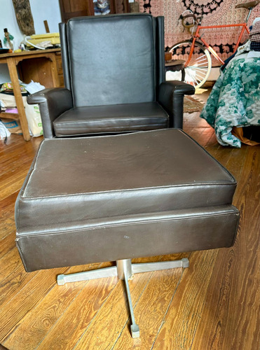 Sillon Chaise En Cuero Con Detalles