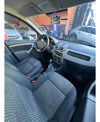 Renault Sandero 1.0 EXPRESSION 16V FLEX 4P MANUAL