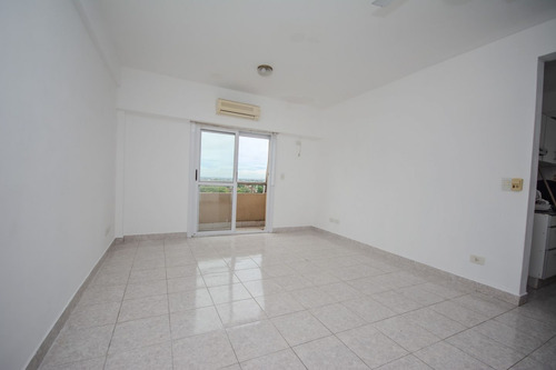 Venta De Departamento 2 Ambientes En Martin Coronado Apto Credito