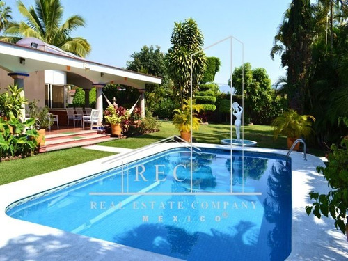 Casa En Venta En Temixco - Hasta 30 Personas Cómodas