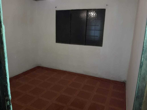 Venta De Casa En Glew,2 Dorm.garage,fdo.oportunidad.