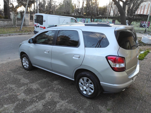 Imagen 4 de 8 de Chevrolet Spin Ltz 7 Plazas 1.8 Con Gnc Excelente Permuto...
