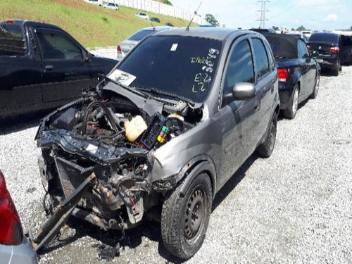 Imagem 3 de 10 de Sucata Corsa Hatch 2005 1.0 A Gasolina - Motor Câmbio Peças