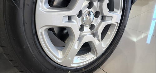 Imagen 9 de 25 de Jeep Renegade Sport At 1.8lts 4x2 0km 2023