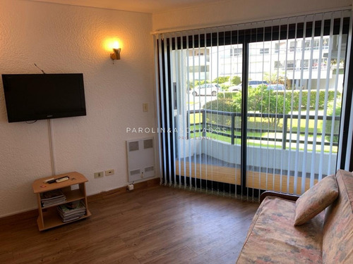 Departamento A Pasos De La Playa Brava!-ref:3041