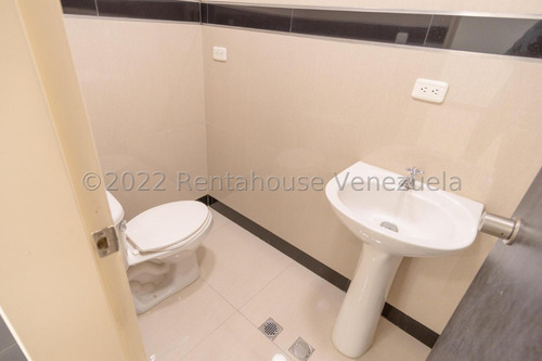 Edificio En Venta En Las Mercedes 22-22542 Yf