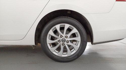Nissan Sentra 1.8 Sense Cvt