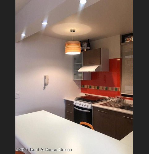 Imagen 2 de 14 de Del Valle Mls #21-4754