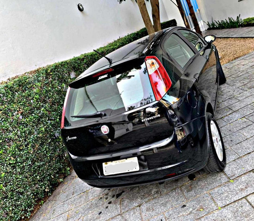 Imagem 5 de 8 de Fiat Punto 2012 1.4 Itália Flex 5p