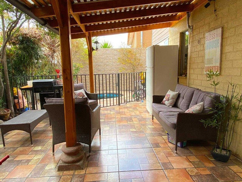 Imagen 10 de 21 de Casa En Perfectas Condiciones En Tranquilo Barrio