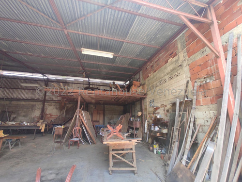 Galpon En Venta Centro De Cagua Fvina 23-4822