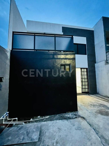 Casa En Venta Con Alberca, Cuautla, Morelos