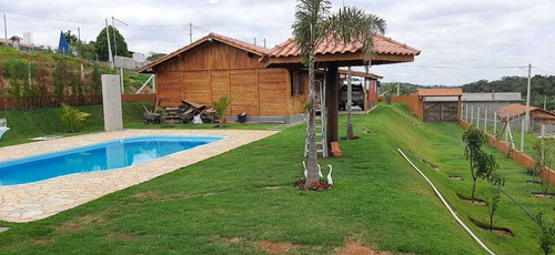 1.000 M², Chácara 04 Dormitórios, Edicula E Churrasqueira !!