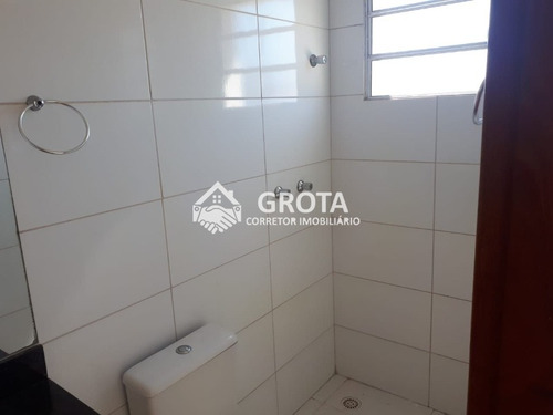 Imagem 15 de 17 de Lindo Sobrado Para Venda No Bairro Vila Carmosina, 2 Dorm, 2 Suíte, 1 Vagas, 64 M - 1813