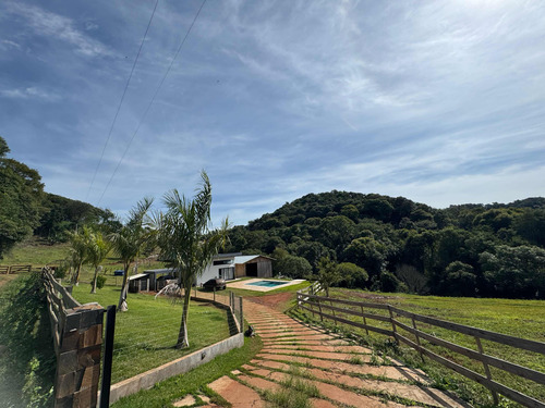Chácara Com Casa Em Alvenaria, Piscina E Galpão Campeiro