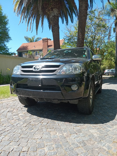 Toyota SW4 3.0 I Srv At C/cuero 4x4 (2009)