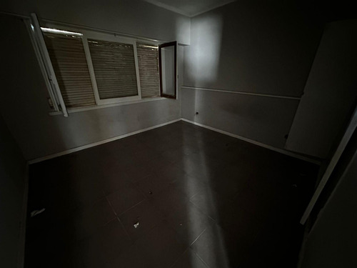 Oportunidad Chalet 3 Ambientes A Reciclar Barrio Caisamar