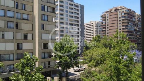 Departamento En Venta De 4 Dorm. En Las Condes
