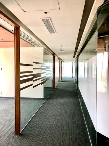Oficina En Renta En Lomas Altas Torre Quadrata