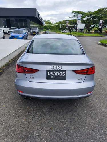 Audi A3 1.8 Attraction 5 p