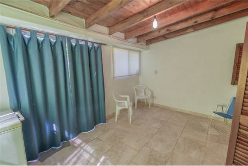 Imagen 13 de 30 de Casa 2 Dormitorios En Venta Entre Caminos Gonnet