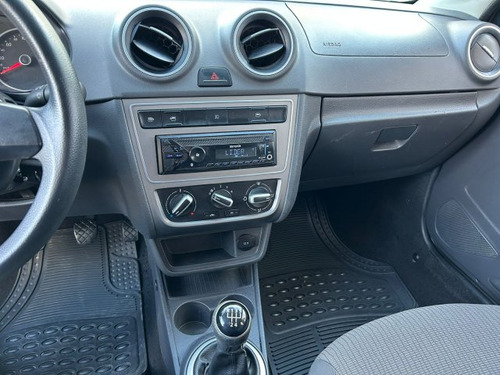 Volkswagen Gol Gol 1.6 MI 8V FLEX 4P MANUAL G.VI