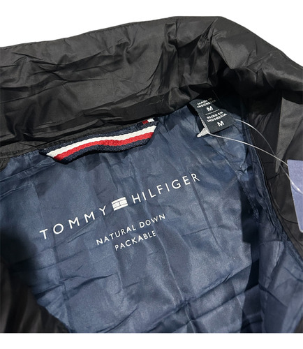 Chamarra Tommy Hilfiger Talla Mediana (Usado)