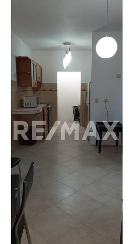 Imagen 3 de 7 de Se Alquila Apartamento En San Miguel Golf Plaza