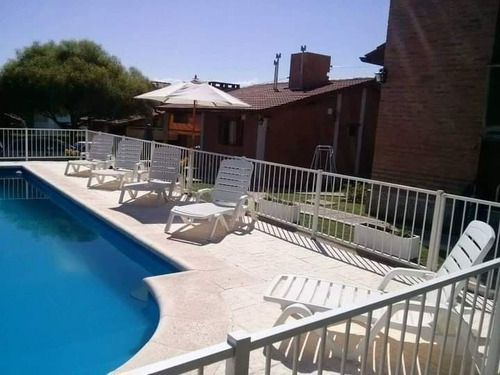 Imagen 3 de 20 de Complejo De Cabañas En Venta , Zona Residencial , Espectacular Vista A Las Sierras Y Acceso Por Ruta.