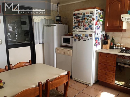 Imagen 6 de 25 de Casa En Venta De 4 Dorm. En Temuco