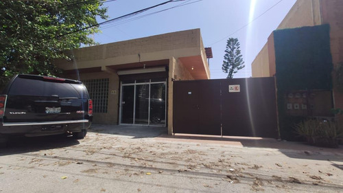 Imagen 2 de 19 de Casa Amueblada Con Local Comercial Generando Dinero