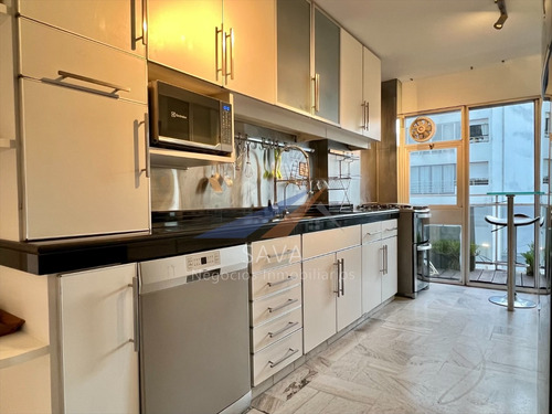 Alquiler Apartamento 3 Dormitorios + Servicio En Punta Carretas! A Pasos De La Rambla!