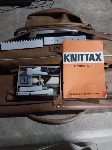 Maquina De Tejer Knittax Ii Con Suplemento Usada