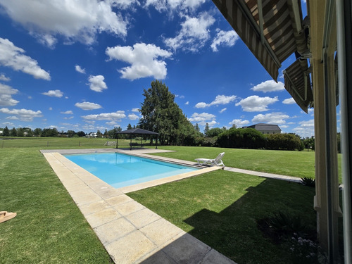 En Venta San Eliseo Con Vistas Al Golf Y Al Lago, Tu Nueva Casa Te Espera!!!
