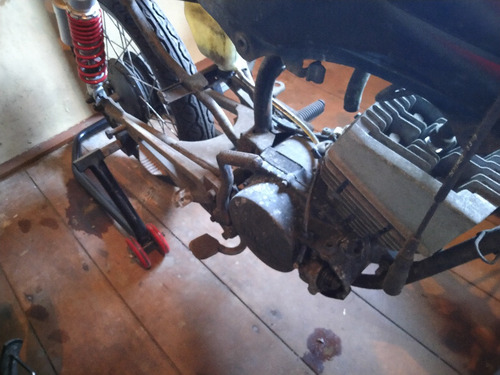 Imagem 7 de 15 de Yamaha Rd 135 Para Pista