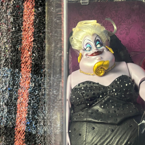 Muñeca Ursula Dusney Store Edición Limitada