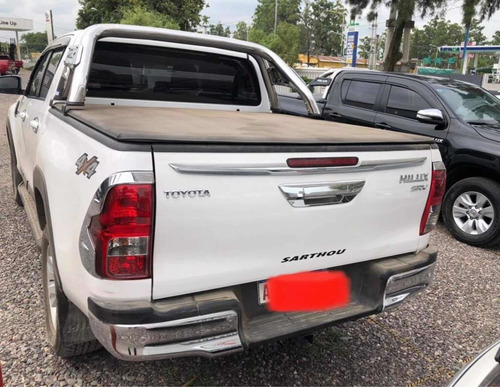 Toyota Hilux 2.8 Cd Srv 177cv 4x4 At 2017