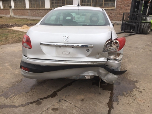 Imagen 4 de 15 de Peugeot 207 Compact Xt