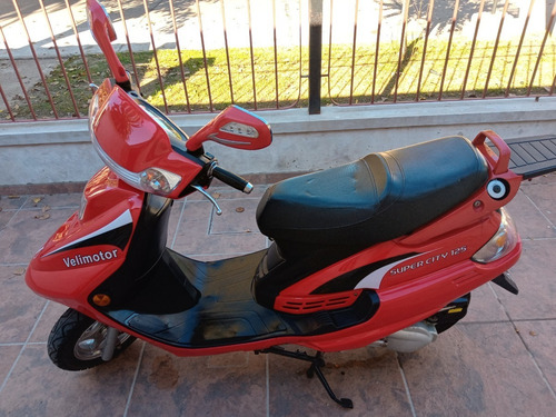 Vendo Scooter Velimotor Supercity 125 (escucho Ofertas)