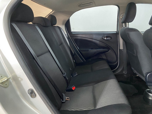 Imagem 15 de 20 de Toyota Etios 1.5 X Plus 16v 5p